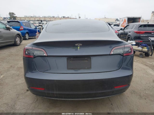 5YJ3E1EA0LF803452 Tesla MODEL 3