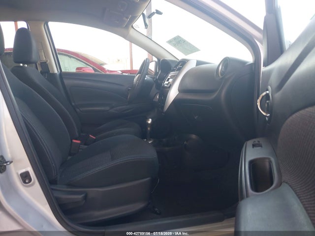 3N1CN7APXHL809963 Nissan 2017