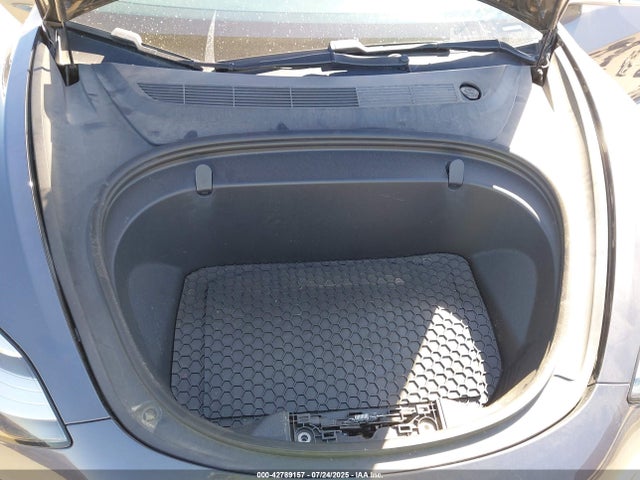 2018 TESLA MODEL 3 5YJ3E1EA8JF123683 Photo 9