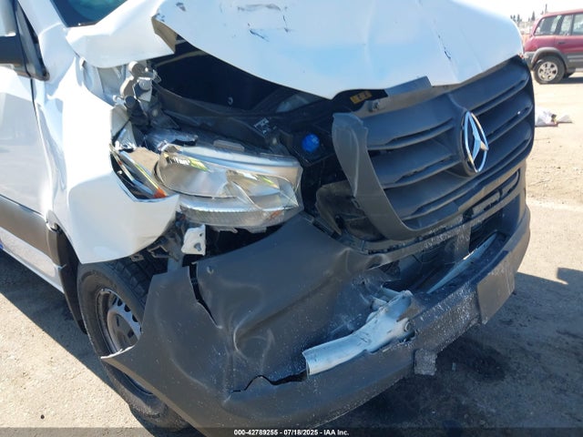 W1Y4KBHY4RT179166 Mercedes-Benz om654
