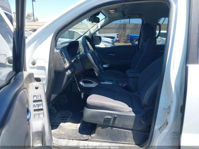 Nissan 2022 2022 1N6ED1EJ9NN660143 Image 5