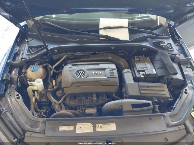 1VWAT7A35GC045728 Volkswagen 1.8t