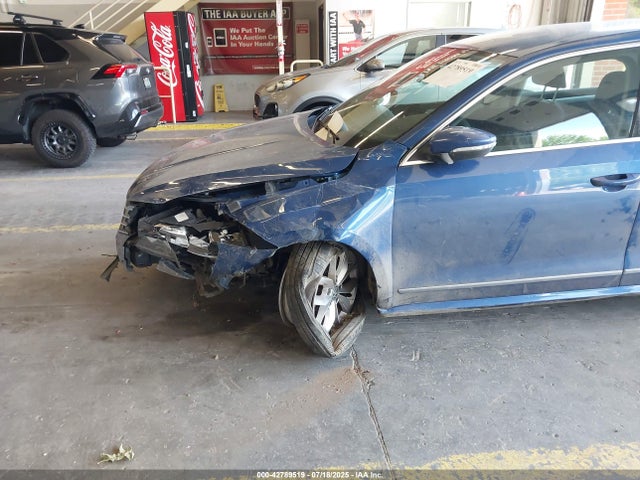 1VWAT7A35GC045728 Volkswagen 1.8t