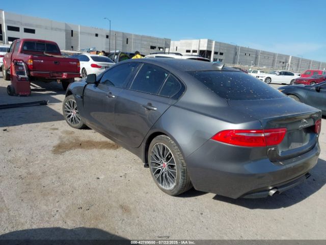 2019 JAGUAR XE SAJAE4FXXKCP49800 Photo 2