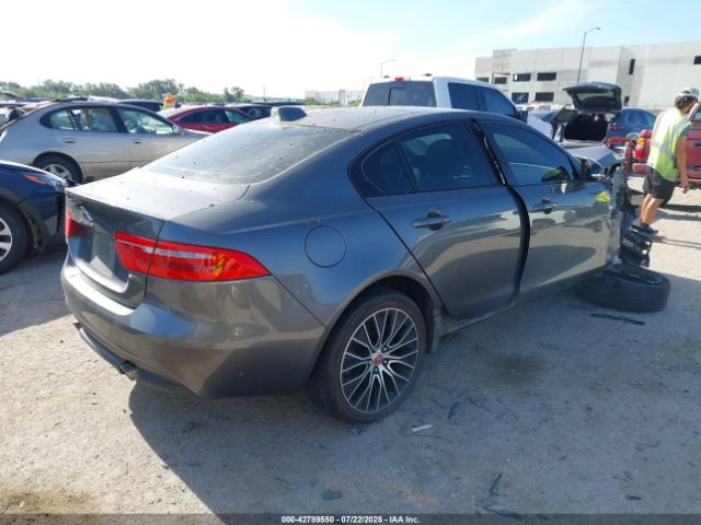 2019 JAGUAR XE SAJAE4FXXKCP49800 Photo 3