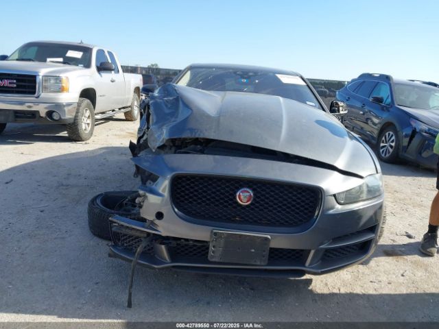 2019 JAGUAR XE SAJAE4FXXKCP49800 Photo 5