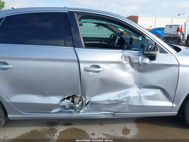2019 AUDI A3 WAUAUGFF9K1014101 Photo 5