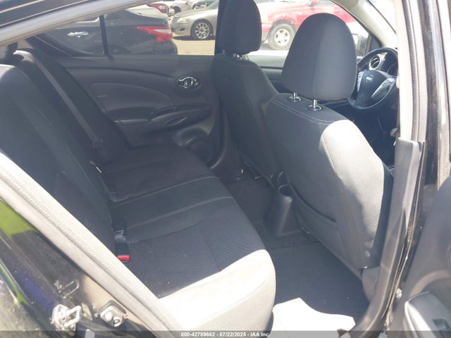 3N1CN7AP7KL830115 Nissan 2019