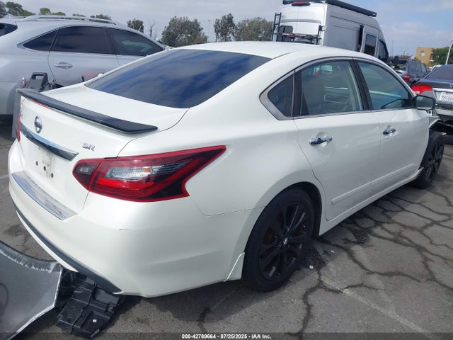 Nissan 2017 2017 1N4AL3AP1HC184731 Image 4