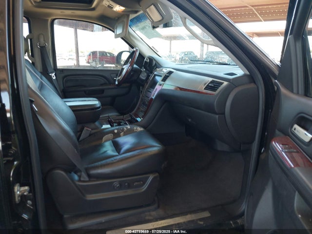 2010 CADILLAC ESCALADE 1GYUKCEF6AR218364 Photo 4
