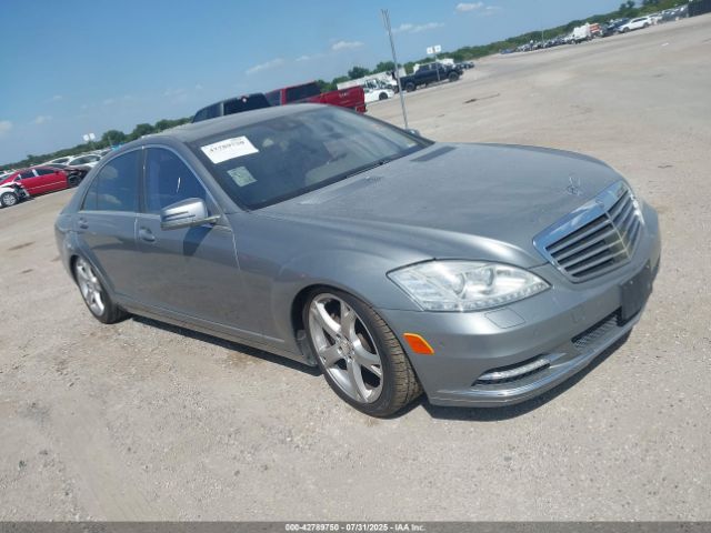 2013 MERCEDES-BENZ S 550 WDDNG7DB7DA504637