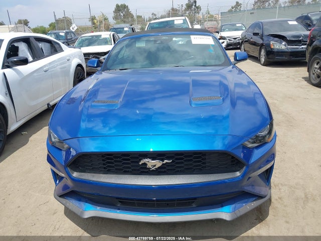 1FATP8UH2N5107851 Ford 4v