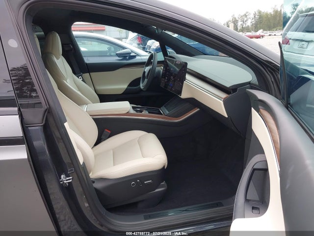 2024 TESLA MODEL X 7SAXCBE55RF459824 Photo 4