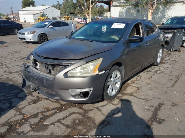 1N4AL3AP7FN394381 Nissan 2015