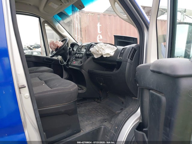 RAM Promaster 2500 2020 3C6TRVCG5LE112126 Image 5