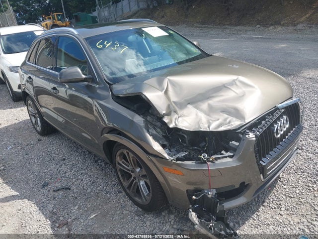 2015 AUDI Q3 WA1FFCFSXFR006437 Photo 0