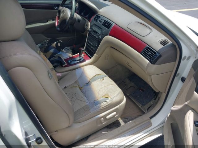2004 LEXUS ES 330 JTHBA30GX45038511 Photo 4