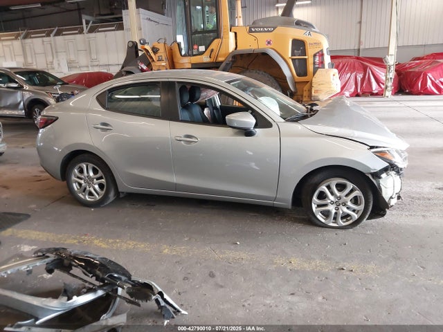 3MYDLBYV6HY169771 Toyota p5v