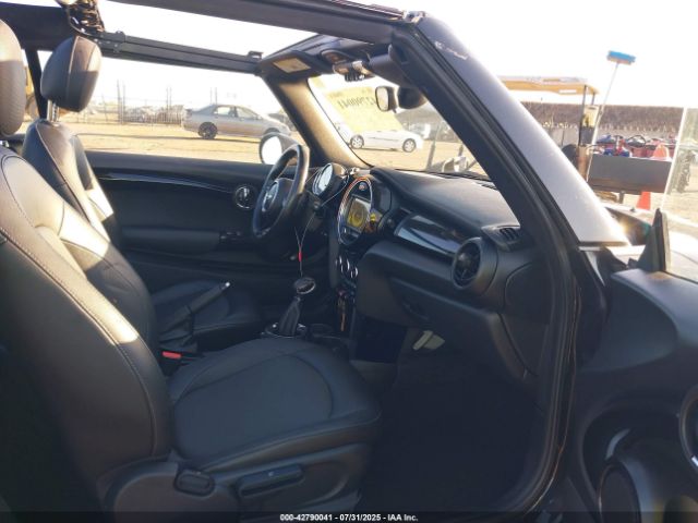 2016 MINI CONVERTIBLE WMWWG5C55G3A83024 Photo 4