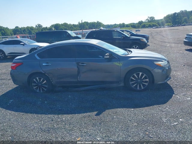 1N4AL3AP9HC150388 Nissan 2017