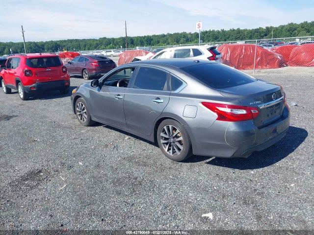 1N4AL3AP9HC150388 Nissan 2017