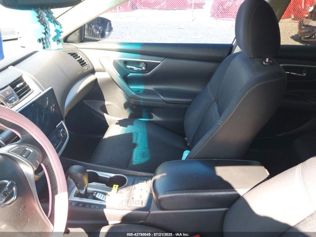 1N4AL3AP9HC150388 Nissan 2017