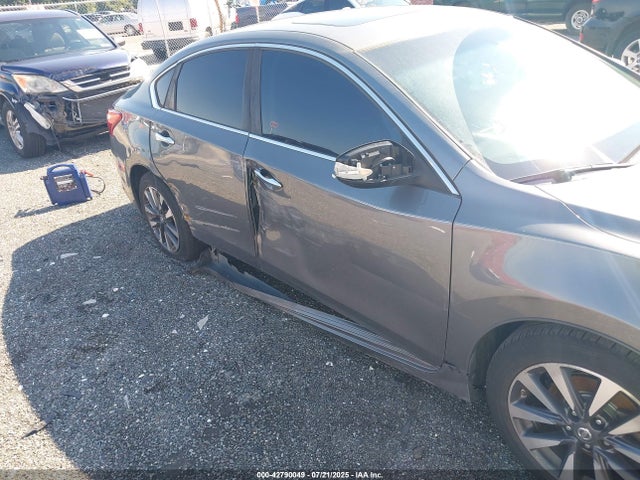 1N4AL3AP9HC150388 Nissan 2017