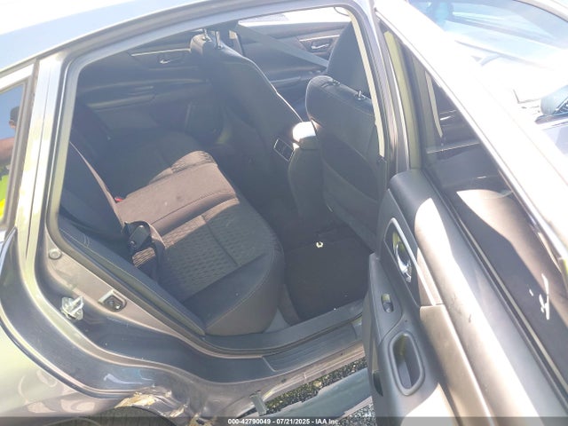 1N4AL3AP9HC150388 Nissan 2017