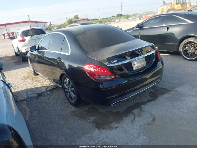 2015 MERCEDES-BENZ C 300 55SWF4JB9FU053739 Photo 2