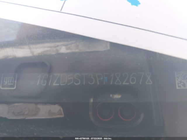 1G1ZD5ST3PF182678 Chevrolet lfv