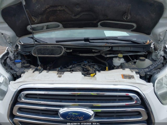 1FBZX2YG3HKA17394 Ford 2017