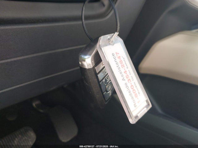1FMJK1J8XPEA29765 Ford gtdi-standard
