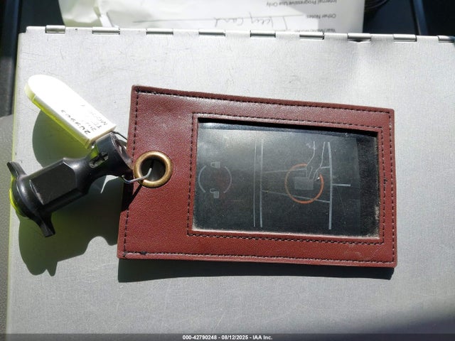 2021 TESLA MODEL Y 5YJYGDEF8MF209903 Photo 10