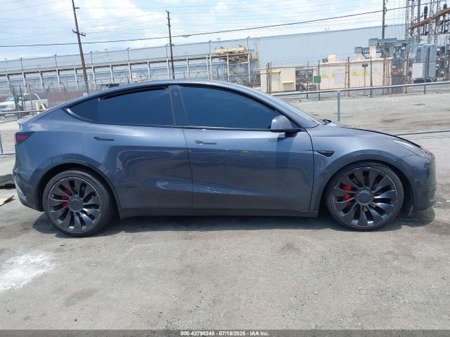 5YJYGDEF8MF209903 Tesla Model Y