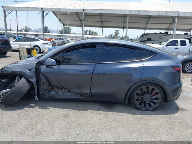 5YJYGDEF8MF209903 Tesla Model Y