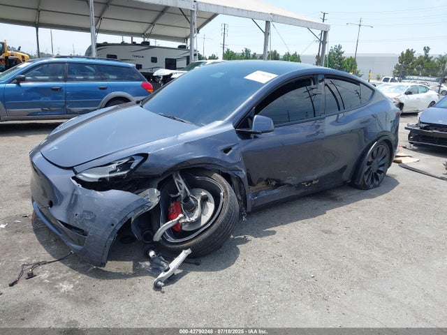 2021 TESLA MODEL Y 5YJYGDEF8MF209903 Photo 1