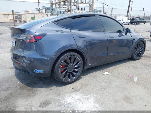 2021 TESLA MODEL Y 5YJYGDEF8MF209903 Photo 3