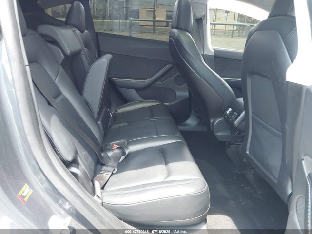 2021 TESLA MODEL Y 5YJYGDEF8MF209903 Photo 7