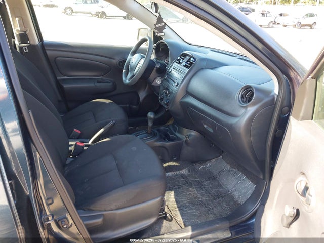 3N1CN7AP8HL856893 Nissan 2017