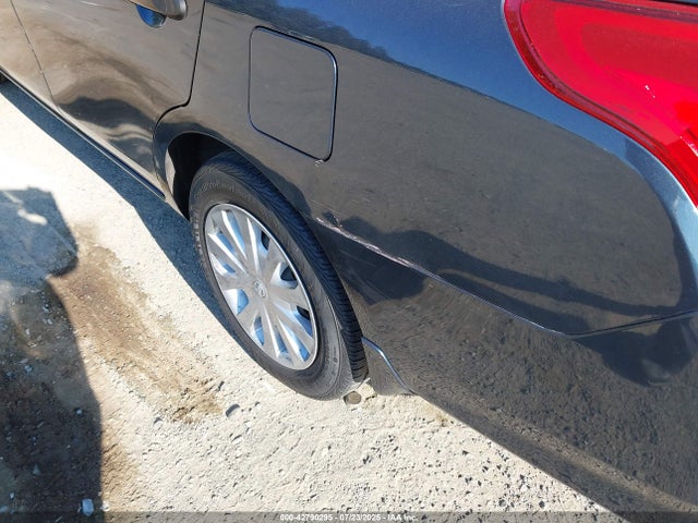 3N1CN7AP8HL856893 Nissan 2017