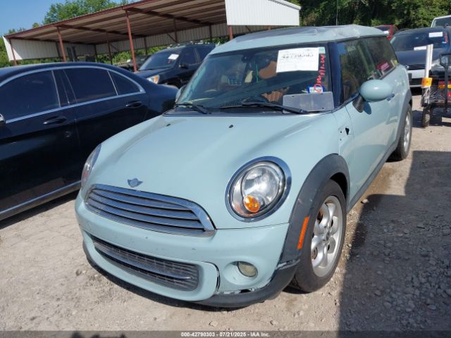 2013 MINI CLUBMAN WMWZF3C59DT491328 Photo 1