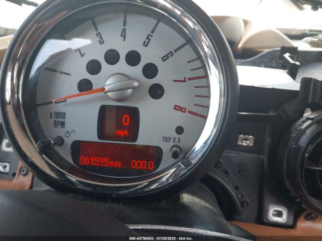 2013 MINI CLUBMAN WMWZF3C59DT491328 Photo 6