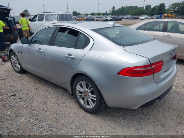2018 JAGUAR XE SAJAS4FX1JCP35016 Photo 2