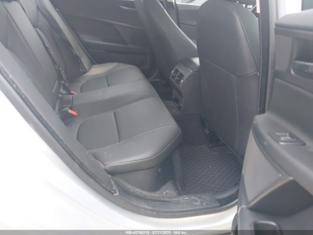 2018 JAGUAR XE SAJAS4FX1JCP35016 Photo 7