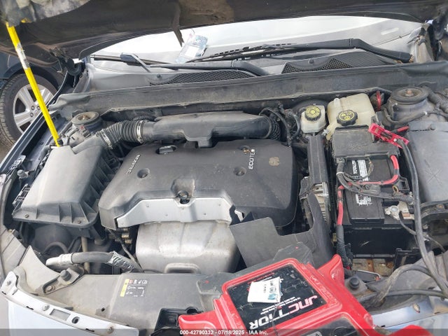 Chevrolet lkw 2015 1G11B5SL6FF332851 Image 10