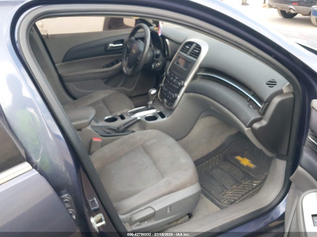 Chevrolet lkw 2015 1G11B5SL6FF332851 Image 5