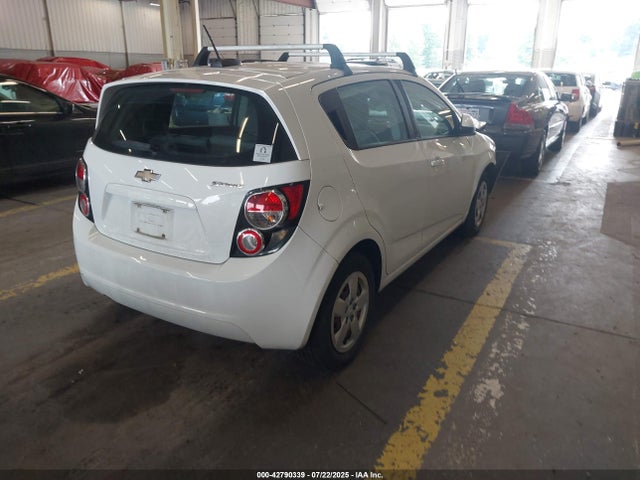 1G1JB6SG0F4161647 Chevrolet lwe