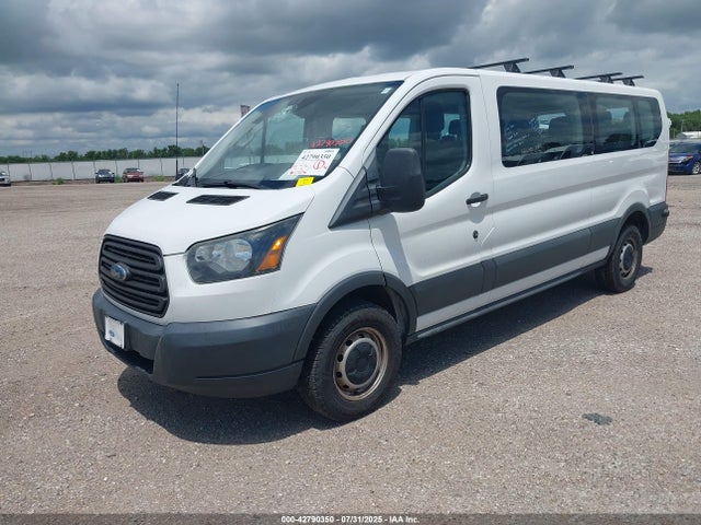 1FBZX2ZM3HKA50092 Ford 2017