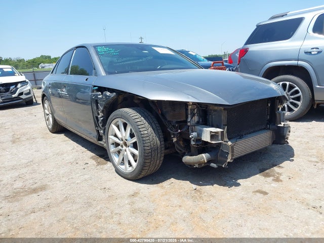 2018 AUDI A4 WAUKMAF45JA215993 Photo 0
