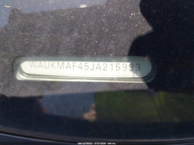 2018 AUDI A4 WAUKMAF45JA215993 Photo 8